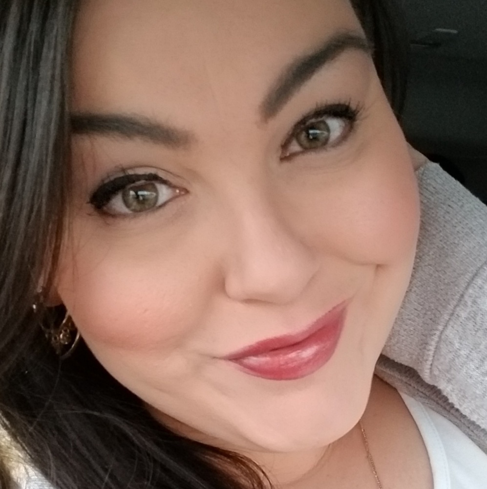 Meet your Posher, April